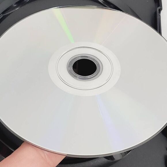 The Last Airbender (2010 Film) [DVD] - Picture 3 of 4